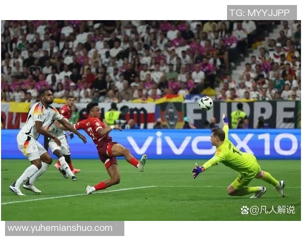 追忆绿茵传奇岁月足球老球星聚首合影定格永恒瞬间